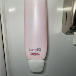 Foaming hand wash