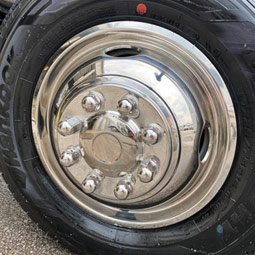 Stainless steel wheel liners with valve extension