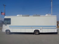 1999 Winnebago Ford Specialty Vehicle Picture 3e