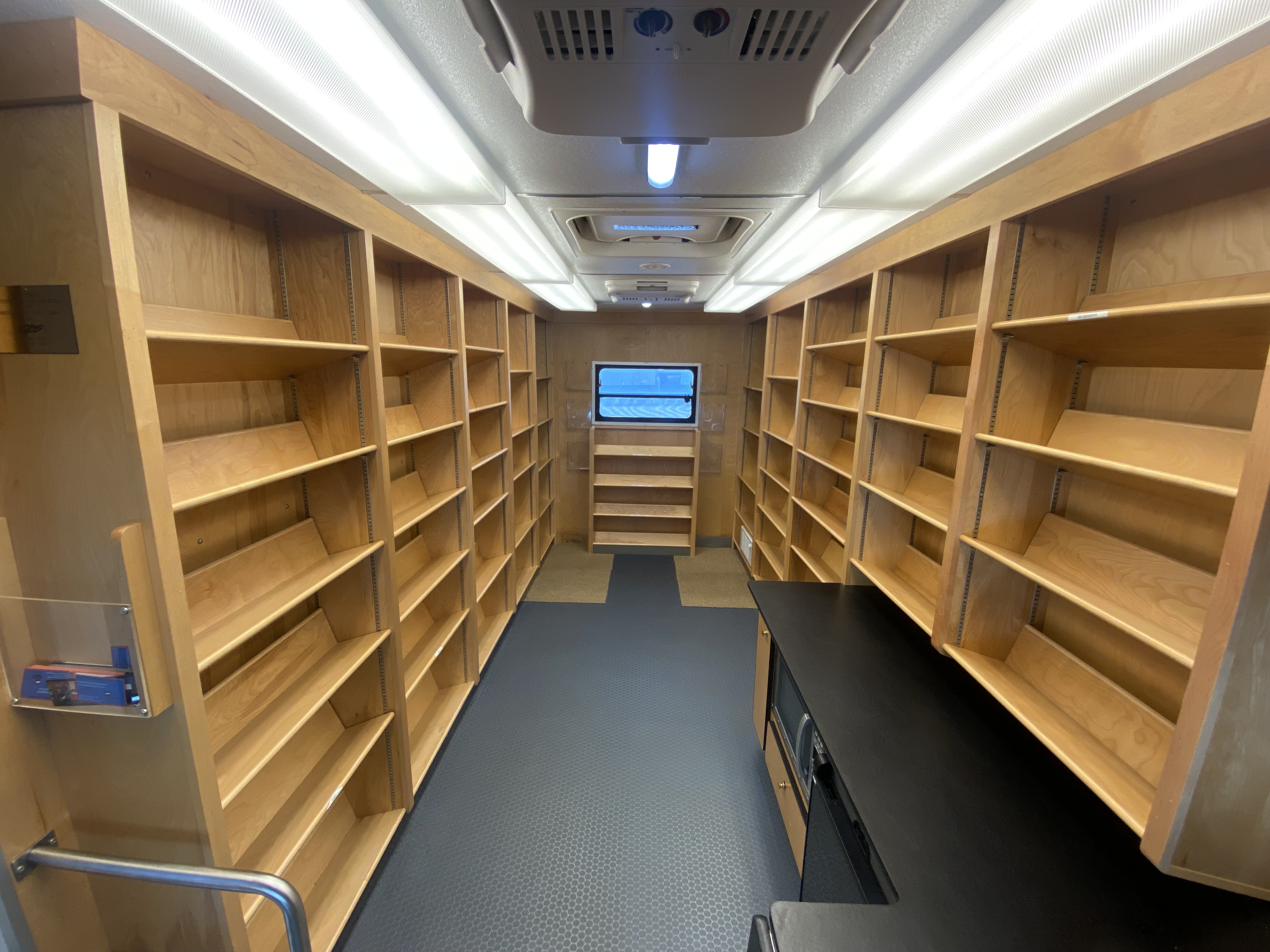 MobileTestingClinic.com - 2013 MOBILE LIBRARY