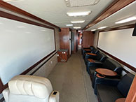 2008 Freightliner X Line Motorhome Picture 13e