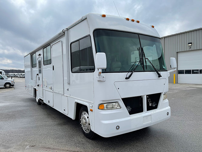 2009 Mobile Medical Clinic Picture 1b