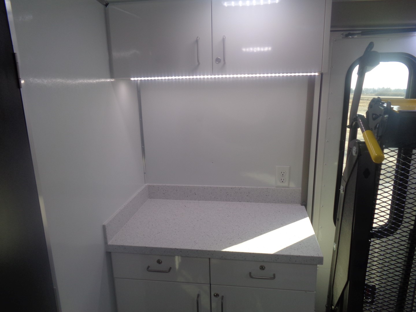 MobileTestingClinic.com - One Exam Room with Blood Draw ADA