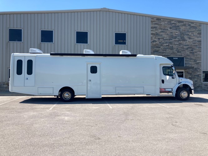 Mobile Clinic Picture 2b