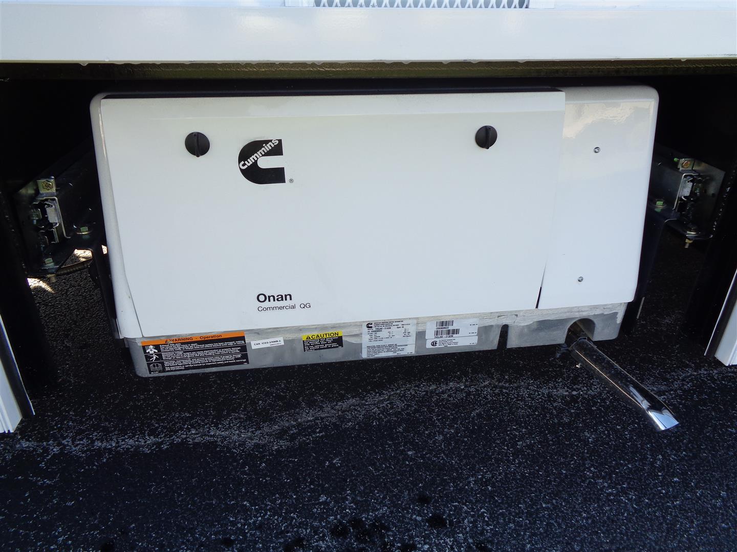 Two Exam Room Mobile Clinic Picture 10e