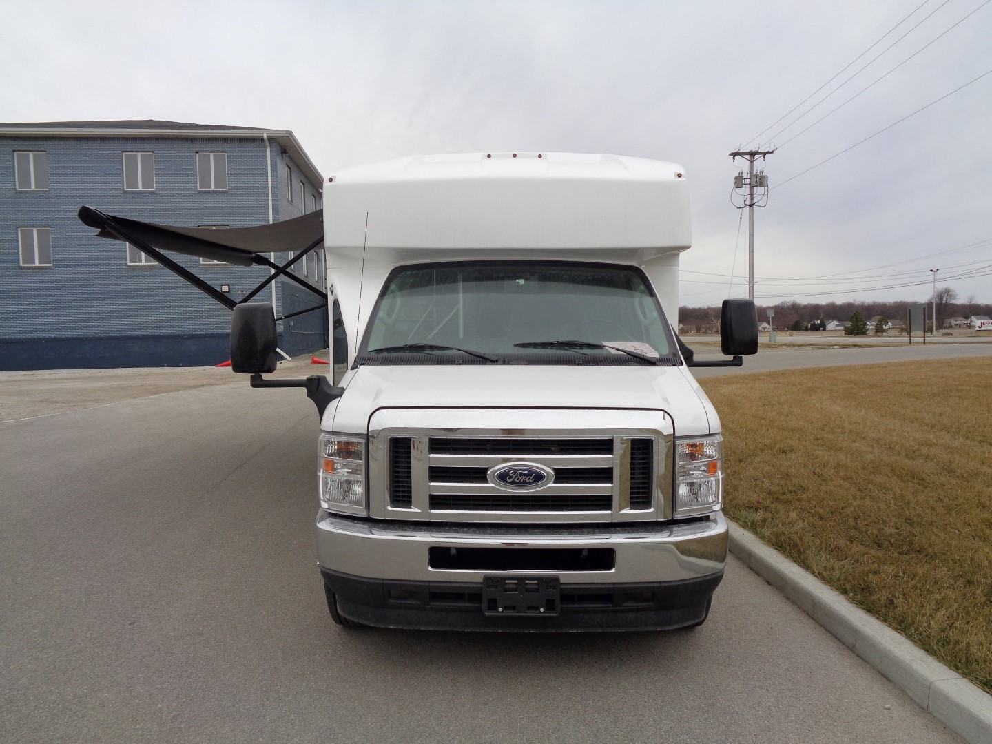 Two Exam Room Mobile Clinic Picture 3e