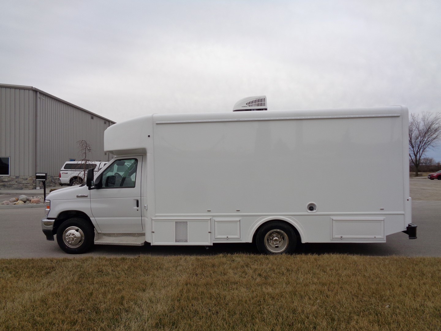 Two Exam Room Mobile Clinic Picture 5e