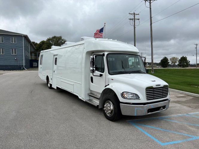 Mobile Clinic Picture 1b