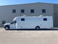 Two Room Mobile Health Unit with Wheelchair Lift Picture 3e